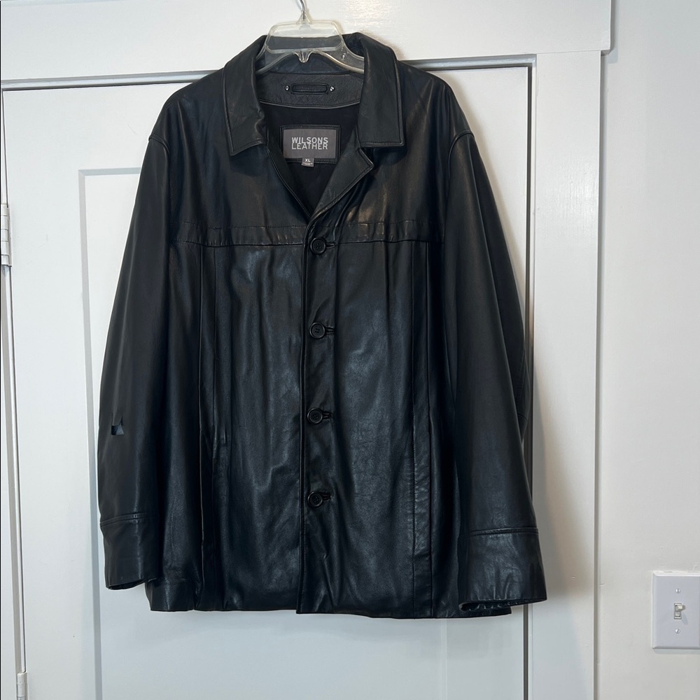 Wilsons vintage Leather Black Trench Coat size XL.